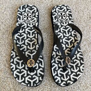 Tory Burch Black Geo Print Flip Flops Gold Logo Thong Sandal Size 7